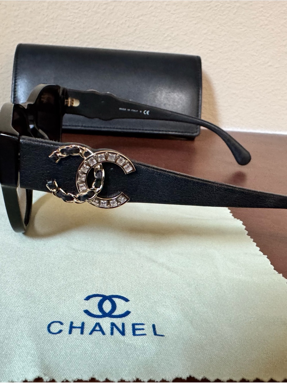 CHANEL 5455-Q-A Crystal CC Sunglasses w/case - Picture 5 of 9